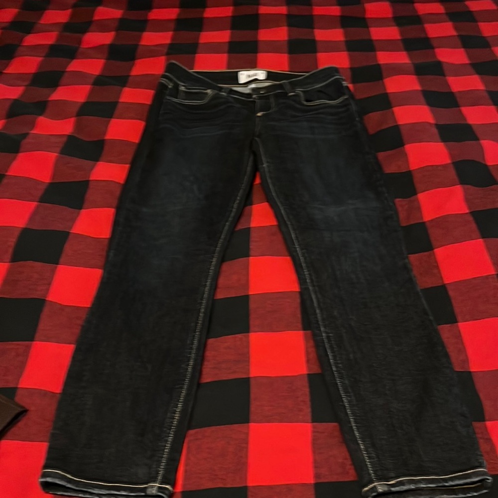 Paige size 27 Verdugo crop jeans.